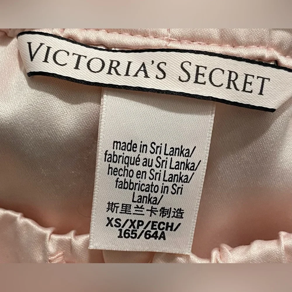 Victoria's Secret Red & Pink Sequin Heart Print Dolphin-Hem Sleep Shorts - XS - Picture 9 of 14